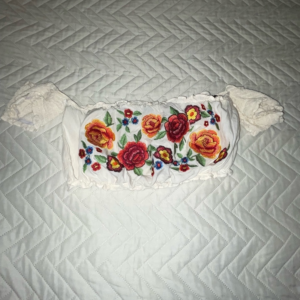 Forever 21 Flower Crop Top